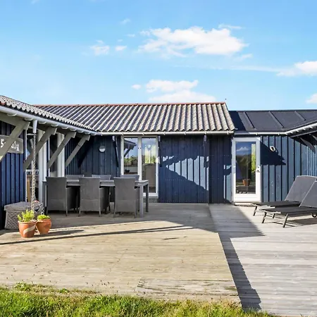 Ernavej 4a, Lovely For Rent In The First Dune Row *