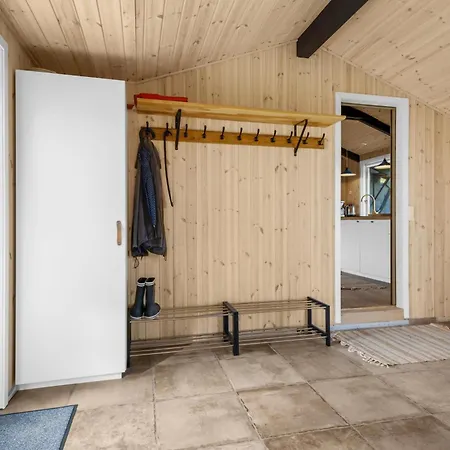 Сasa de vacaciones Ernavej 4a, Lovely For Rent In The First Dune Row Løkken