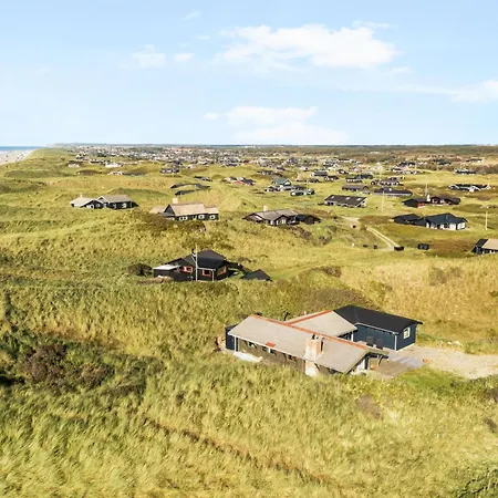 Ernavej 4a, Lovely For Rent In The First Dune Row *