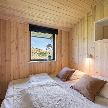 Ernavej 4a, Lovely For Rent In The First Dune Row Feriehus *